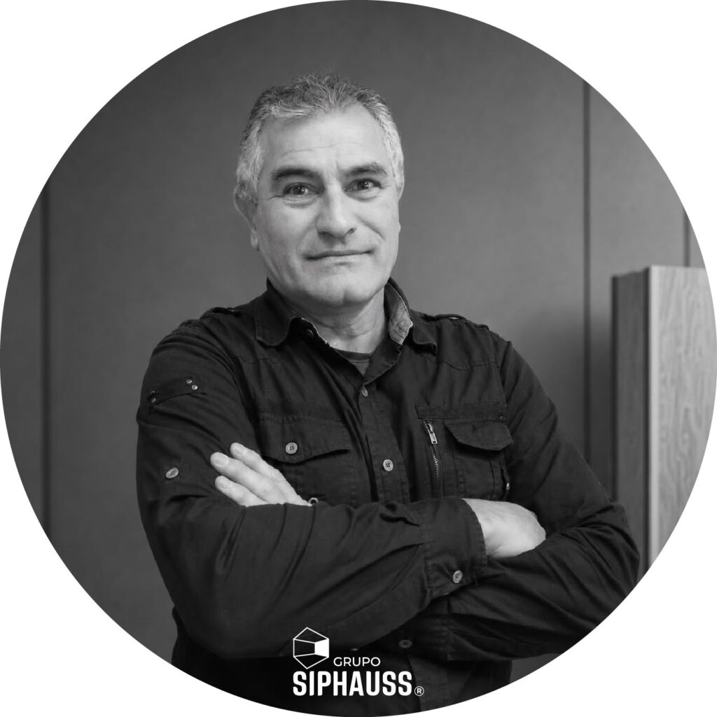 Arq. Renato Rastelli